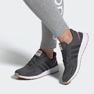 Adidas Retrorun sz 11